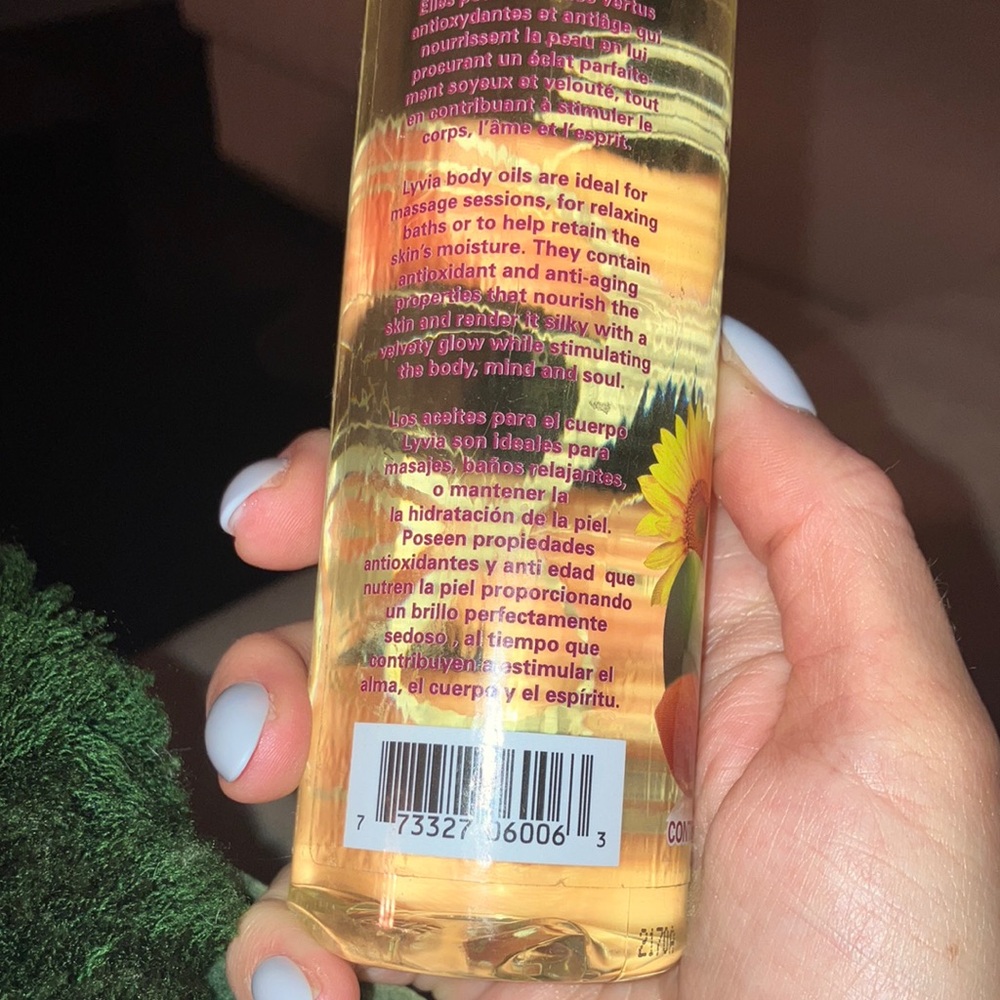New and sealed Lyvia Tabou Peach Massage Oil with Argan oil - Picture 2 of 5